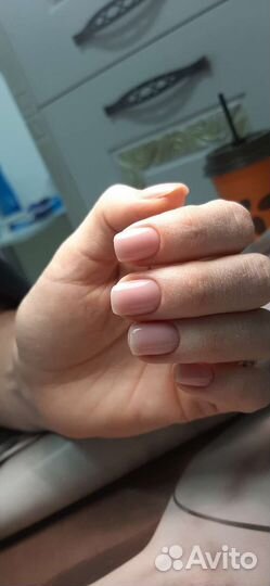 Маникюр и педикюр, наращивание ногтей