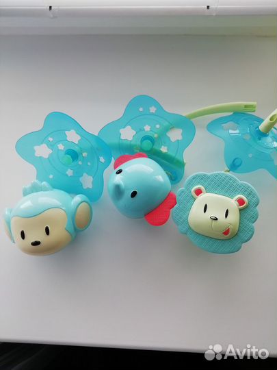 Мобиль на детскую кроватку