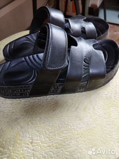 Босоножки 39