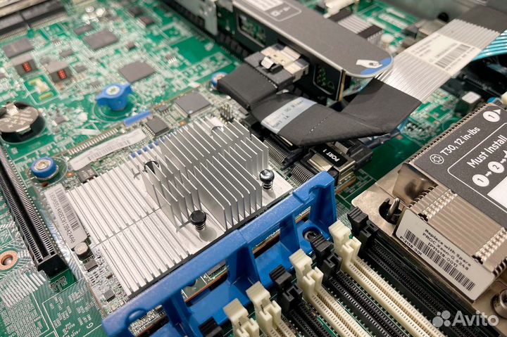 Сервер HP DL360 Gen10 10SFF 2x8176 512GB