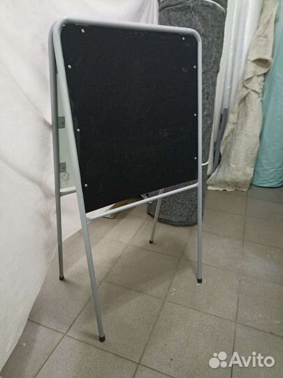 Доска металлическая 110*60см