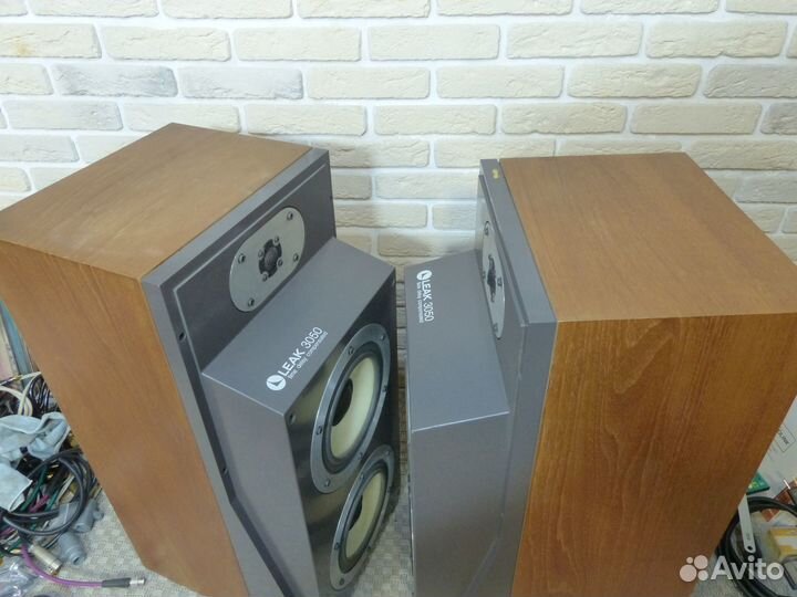 Leak 3050 arar Англия колонки 1960-х