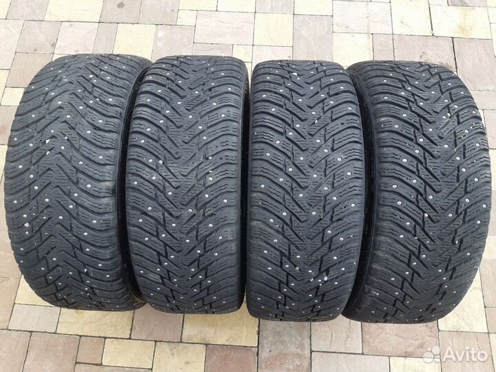 Nokian Tyres Hakkapeliitta 8 225/45 R18