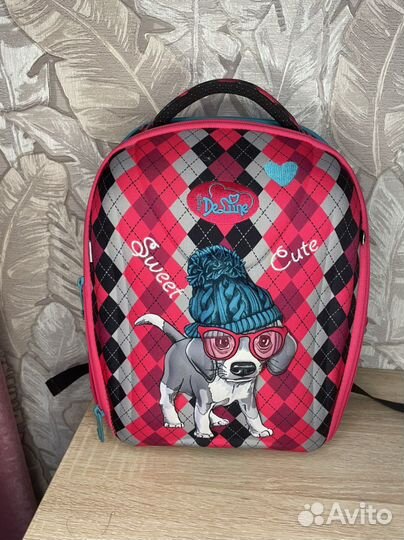 Школьный рюкзак
