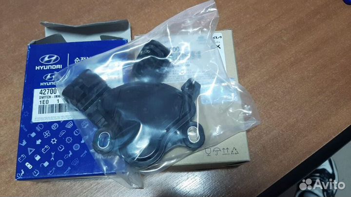 Датчик положения АКПП 4270023000 Hyundai-KIA