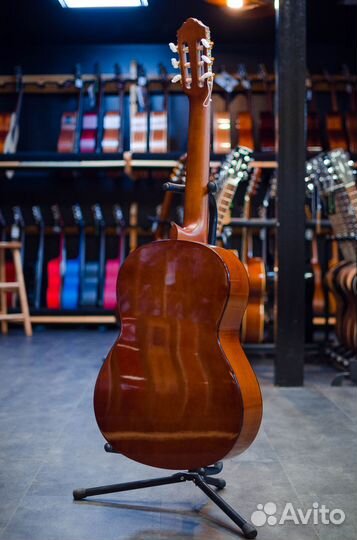 Yamaha C70 классическая гитара 4/4