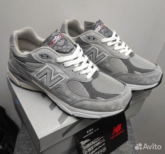 Кроссовки New Balance 990 v3