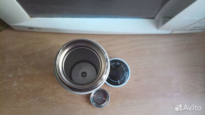 Термос с датчиком температуры