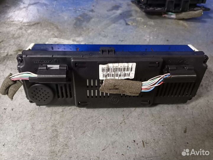 Щиток приборов Renault Scenic 3