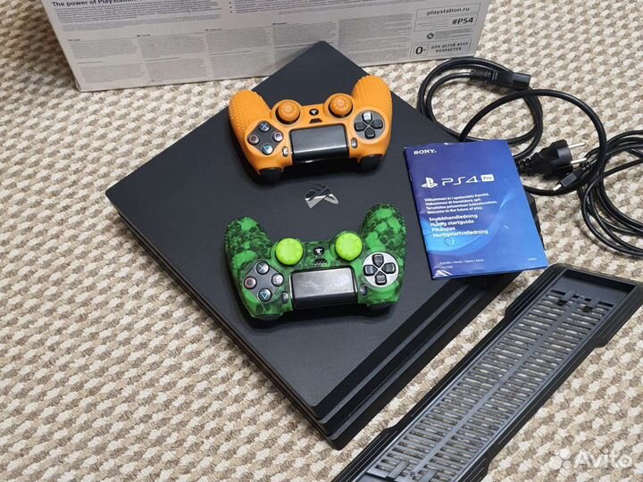 Игровая приставка ps4 pro