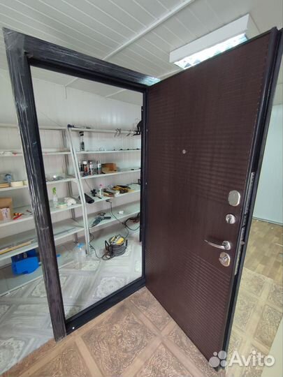 Дверь входная 8см 96я