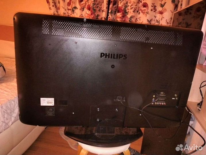 Телевизор Philips на запчасти