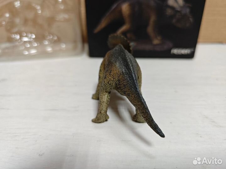 Фигурка Rebor 1:35 scale Baby Triceratops (Hazelnu