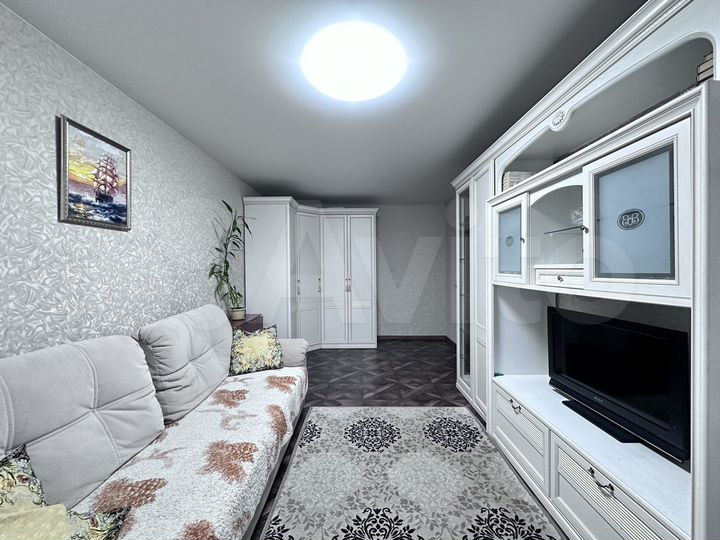 2-к. квартира, 44 м², 9/9 эт.