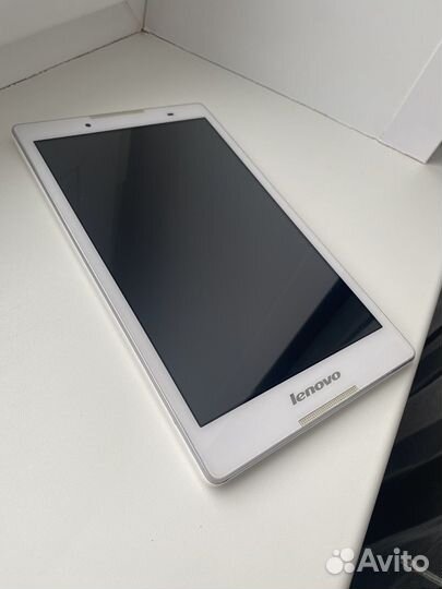 Планшет Lenovo TAB 2 A8-50LC