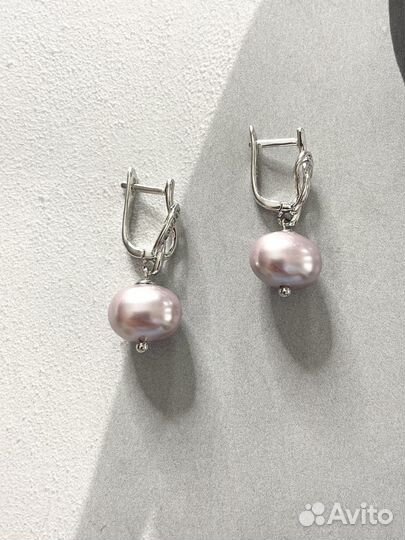 Серьги с жемчугом и английскими замочками
