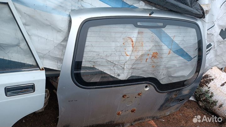 Дверь багажника Niva 2123