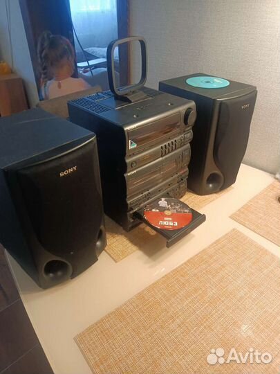 Музыкальный центр sony