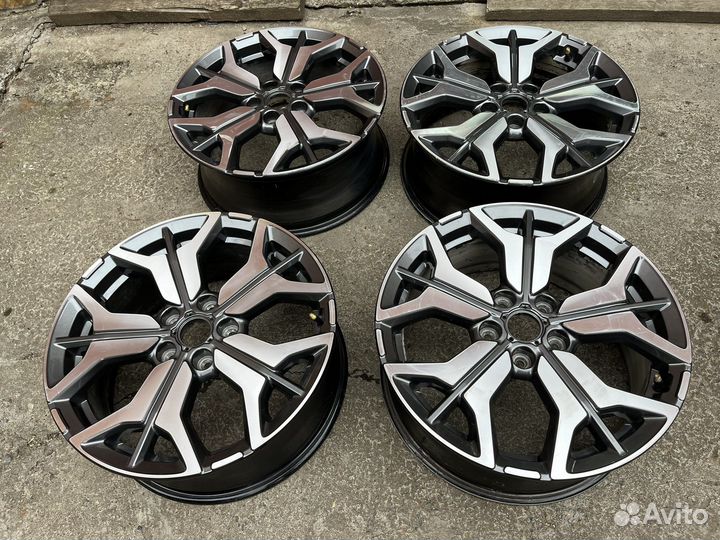 Оригинал диски Kia Seltos R18 хром