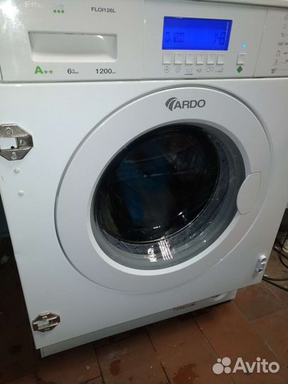 Стиральная машина встраиваемая Италия