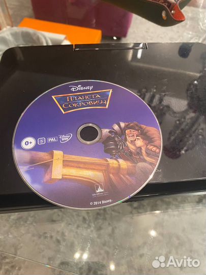 Портативный видеопроигрыватель lg