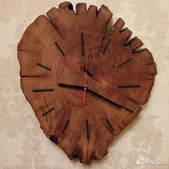 Часы настенные из спила дуба