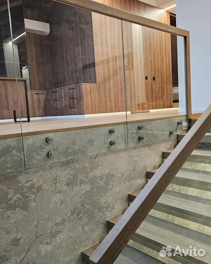 Ограждение из стекла для дома