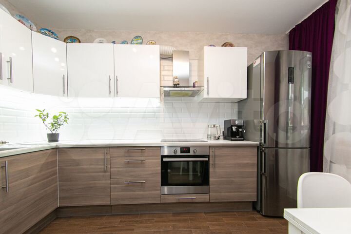 2-к. квартира, 61,1 м², 10/17 эт.