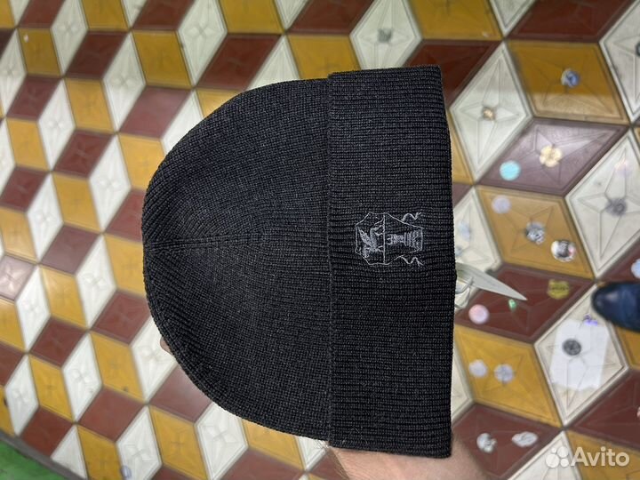 Мужская шапка