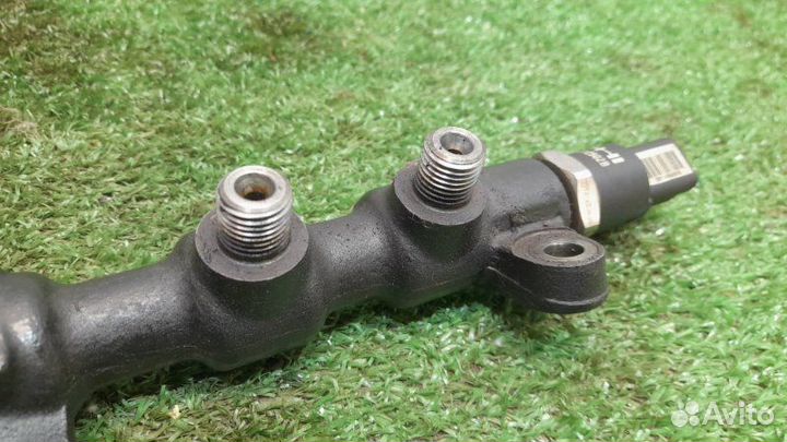 Топливная рейка Ford Mondeo 3 лифтбек 2.0 hjbb