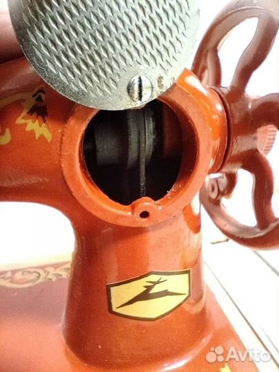 Детская швейная машина