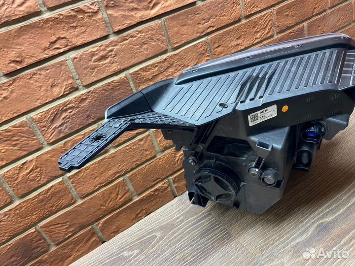 Фара левая Hyundai Creta