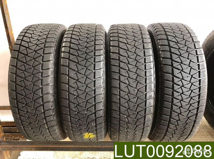 Bridgestone Blizzak DM-V2 225/65 R17 98Y