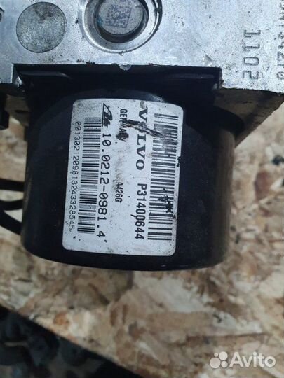 Блок abs Volvo V40Cc 2.0 B5204T 2012-2016
