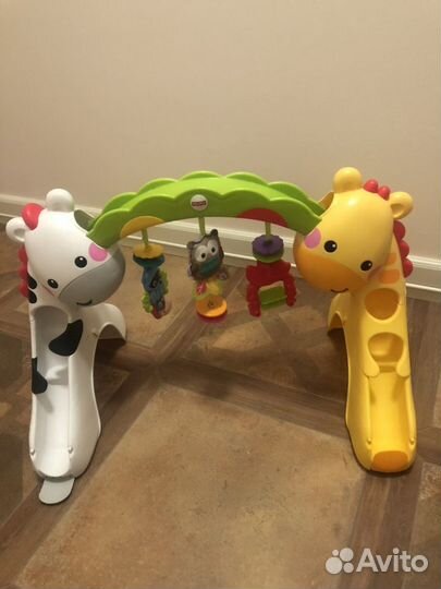 Игровой центр для грудничка Fisher- price