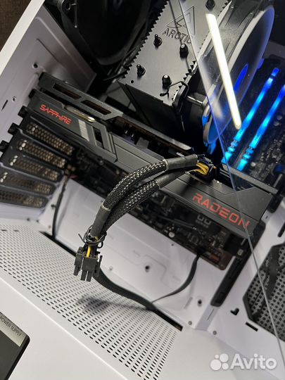 Sapphire AMD Radeon RX 6600 XT pulse OC