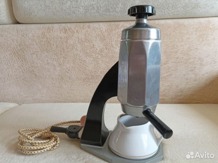 Винтажная кофеварка СССР, 1968 год