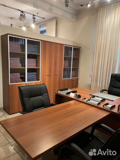 Мебель для руководителя. Доставка завтра