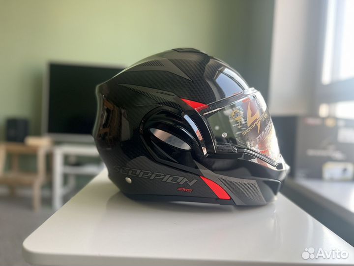 Scorpion Exo Tech Evo Carbon, мотошлем flipback