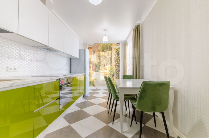 2-к. квартира, 75 м², 4/5 эт.