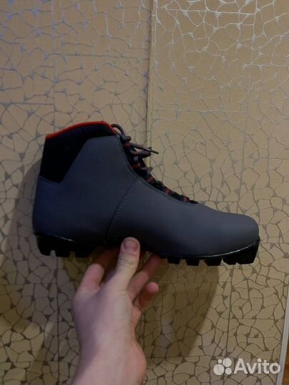 Беговые лыжи