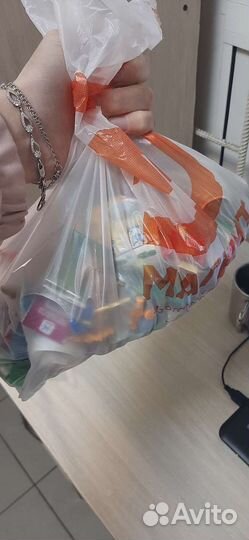 Игрушки из киндера пакетом