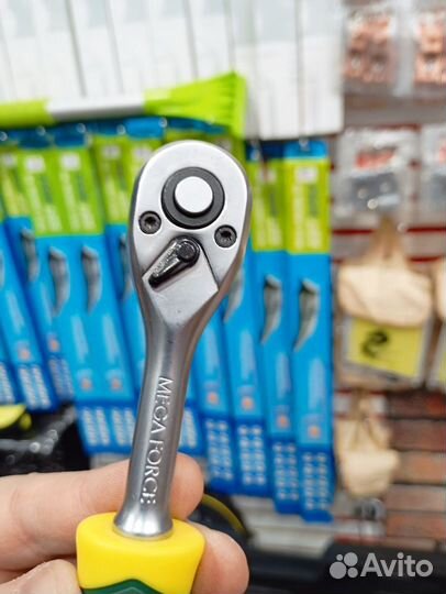 Ключи трещеточный 1/4