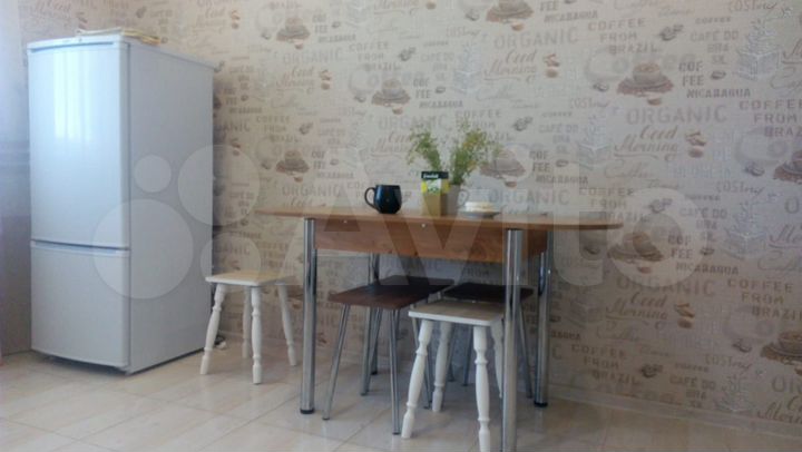 3-к. квартира, 92 м², 4/10 эт.