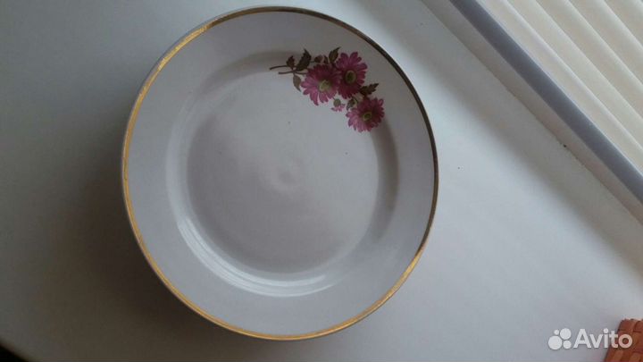 Тарелки по 30руб
