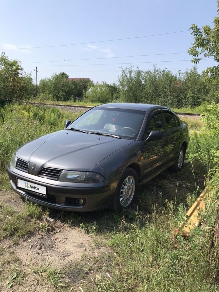 Mitsubishi Carisma: фото владельца