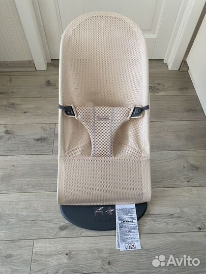 Шезлонг babybjorn bliss mesh