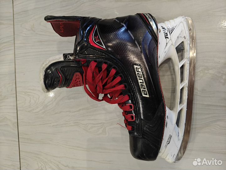 Хоккейные коньки bauer vapor 1x