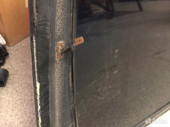 Стекло заднее с обогревом завод Ford Focus 1 Седан