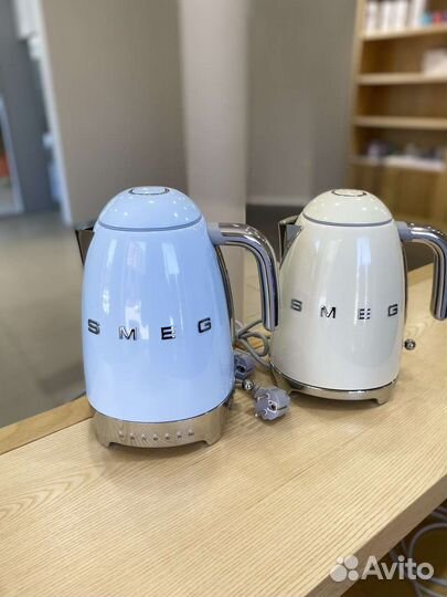 Smeg чайник 1.7L